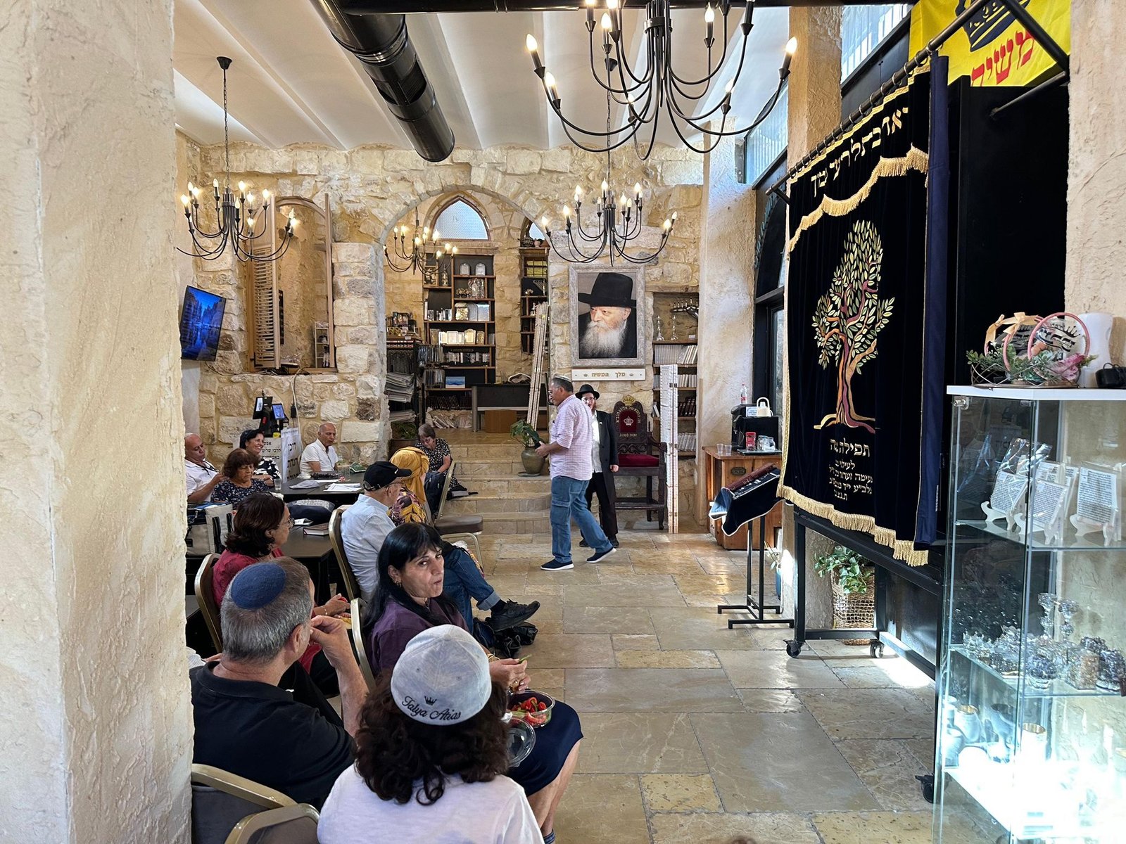 מראה מפעילות בית חב״ד העיר העתיקה 26