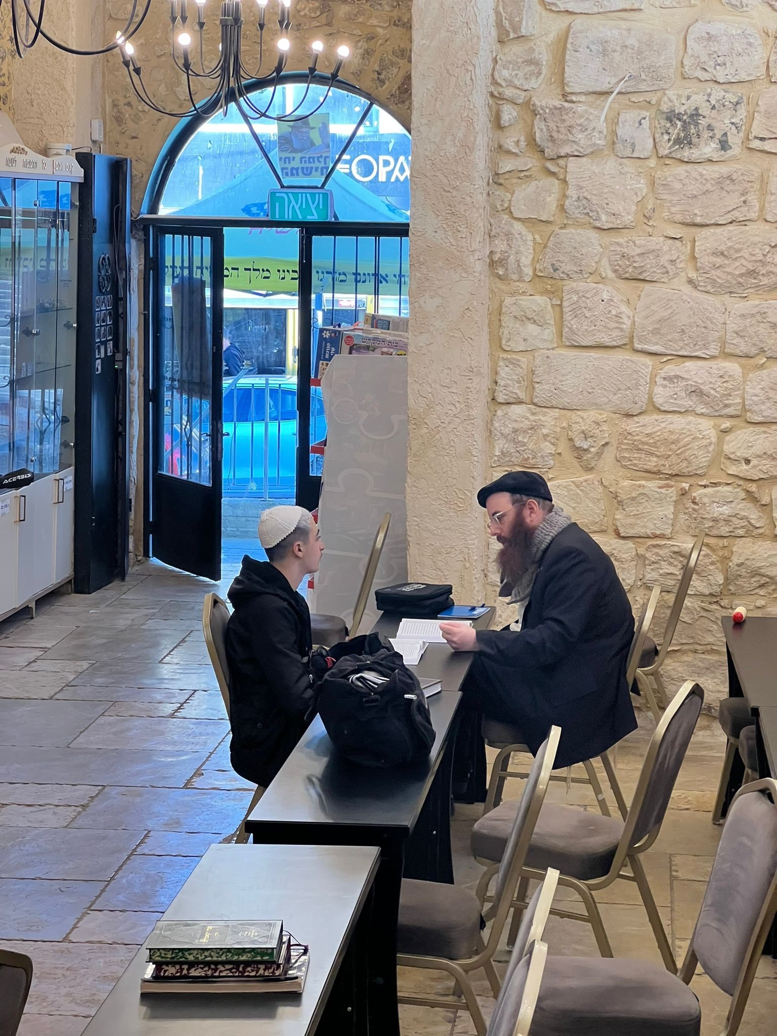 מראה מפעילות בית חב״ד העיר העתיקה 29