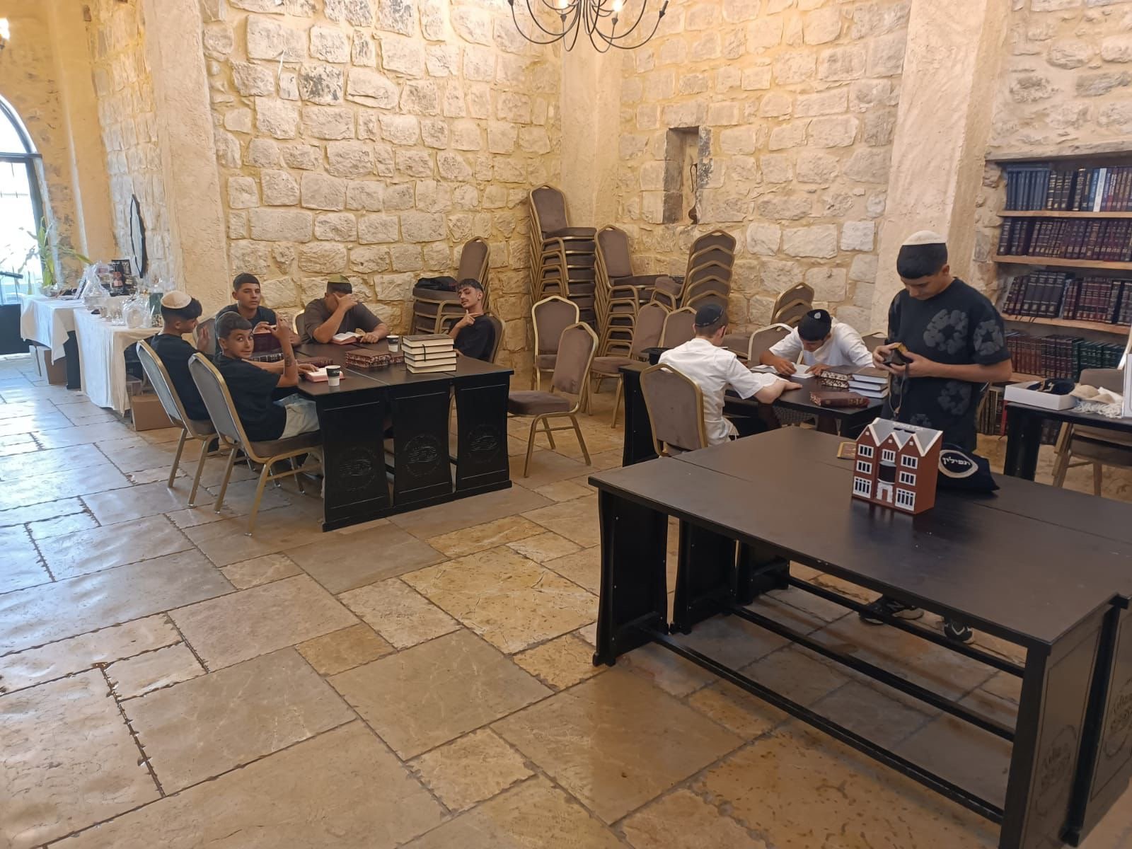 פעילות ואירוח בבית חב״ד העיר העתיקה