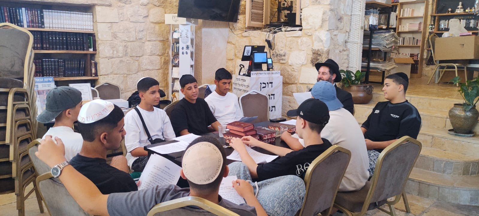 תמונת קמפיין 25