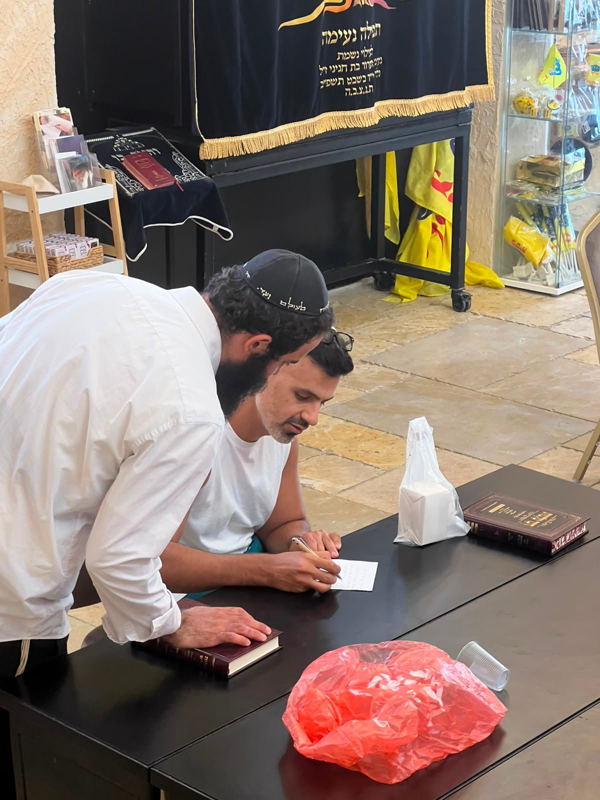 תמונת קמפיין 42